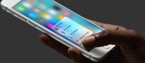 Foto del iPhone 6S con el sistema 3D touch.