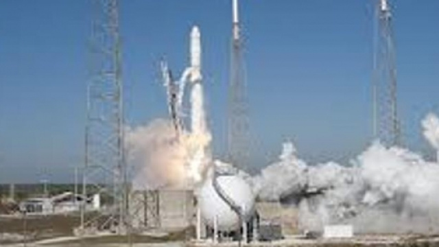 Falcon 9 di SpaceX, ha mandato in orbita Jason-3