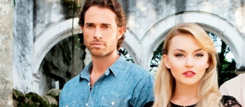 Angelique e Sebasti&aacute;n em Lo Que La Vida Me Rob&oacute;.