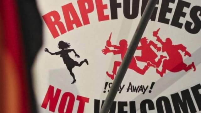 Profughi: ingresso alla piscina vietato