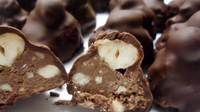 Ricetta dei golosi Baci di cioccolato.