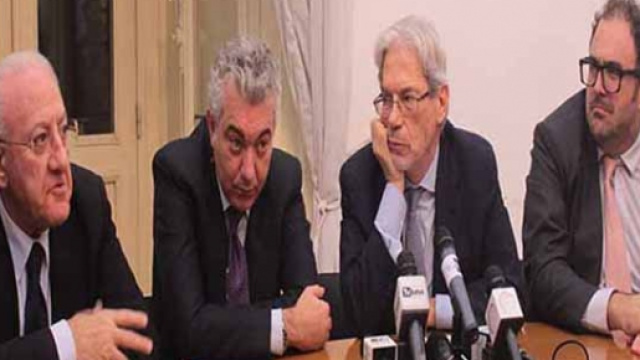 Bagnoli - Conferenza stampa Prefettura di Napoli