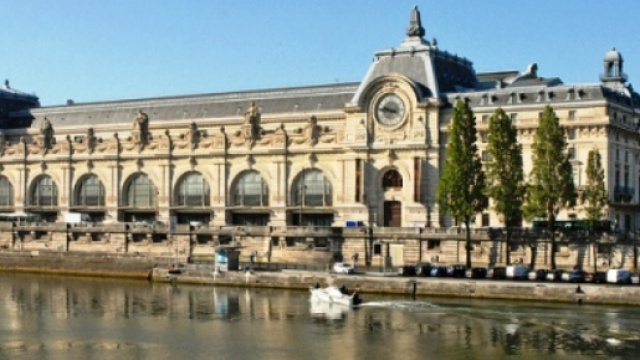 Il Museo d'Orsay visto dalla Senna