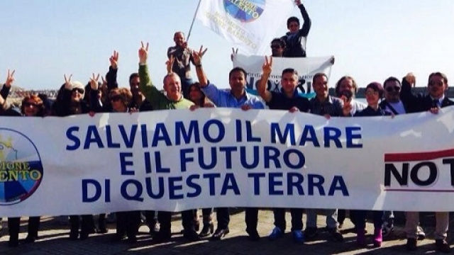 Si far&agrave; referendum contro le trivelle