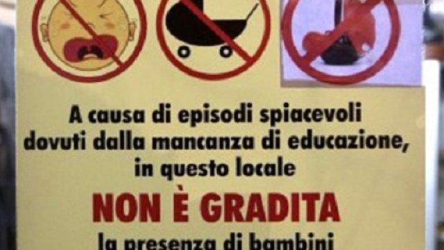 Vietato ingresso ai bambini in un locale a Roma