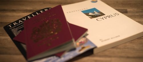 O passaporte vermelho &eacute; o sonho de muitas pessoas.