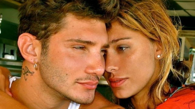 Finita la storia d'amore tra Belen e Stefano?