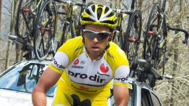 Gilberto Simoni in maglia Saunier Duval