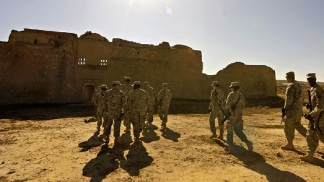 Truppe americane arrivano al monastero di st'Elia