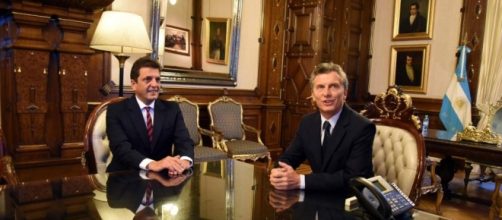 Negocian en Davos y Macri triplic&oacute; ingresos a CABA