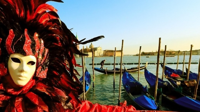 Carnevale di Venezia e Viareggio 2016