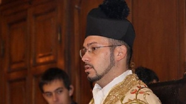 Angelo Chizzolini, il prete contro gli immigrati