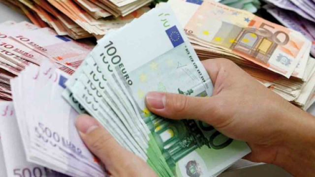 Evitare il pagamento di bollo auto e Canone Rai.