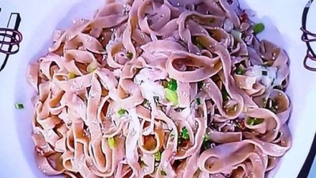 Ricetta fettuccine con speck e gorgonzola