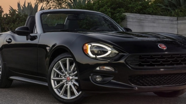 Fiat 124 Spider: un confronto con la Mazda