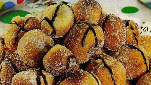 Ricette Carnevale 2016: Castagnole e Chiacchiere