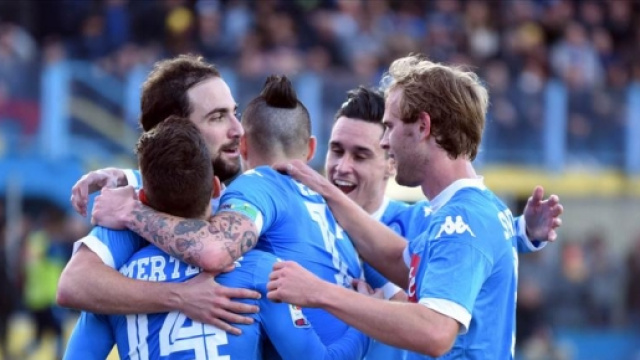 Napoli, nomi nuovi per la difesa.