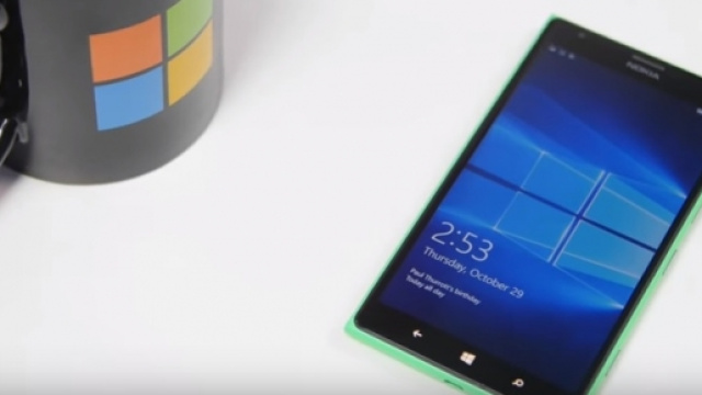 Telefono Lumia con Windows 10 Mobile