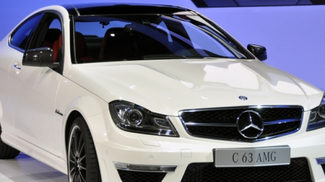 la nuova Mercedes C Coup&eacute; bianca