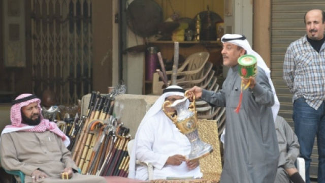 Scene di vita quotidiana nella capitale Riad.