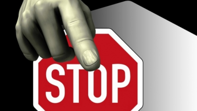 Blocco auto Napoli dal 1 al 6 febbraio 2016