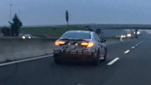 Alfa Romeo Giulia Quadrifoglio Verde foto spia