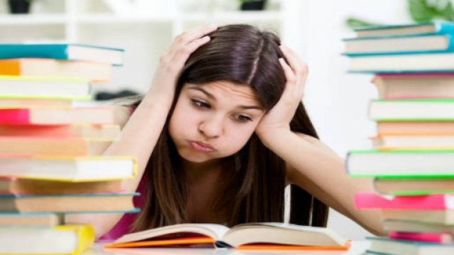 Gli studenti italiani sono sempre pi&ugrave; distratti