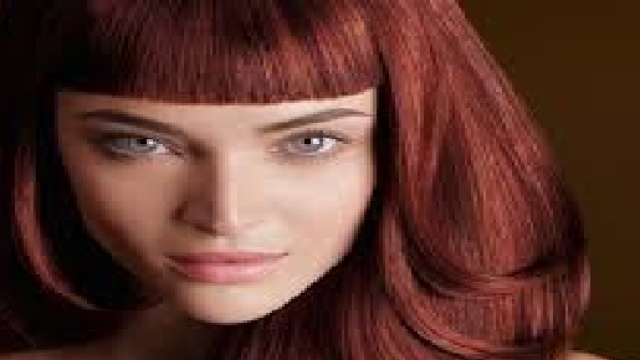 Moda capelli: micro-frangia, stagione 2016