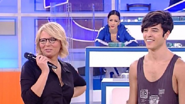 Replica Amici e Il Segreto di oggi 9/1