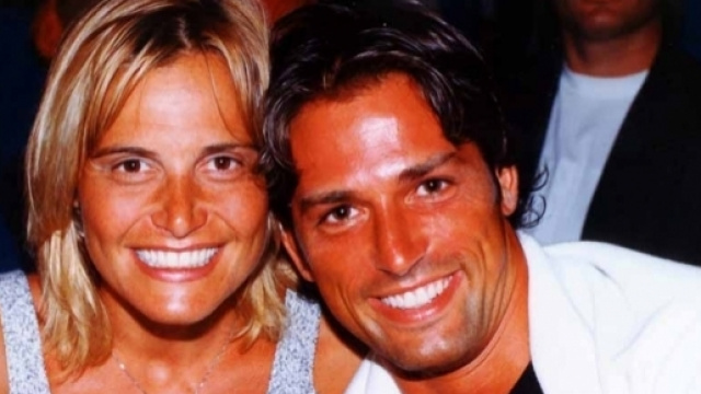 Gf Vip: Simona Ventura querela Bettarini e Russo
