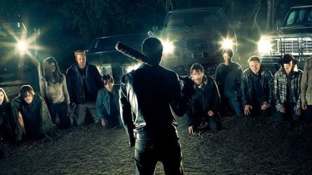 Immagine: il gruppo di Rick accerchiato dai Salvatori.