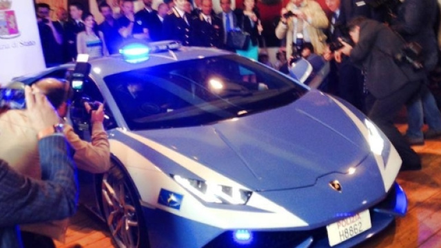 Nuova Lamborghini Hurac&agrave;n per la Polizia ⋆ Zerottonove - zerottonove.it