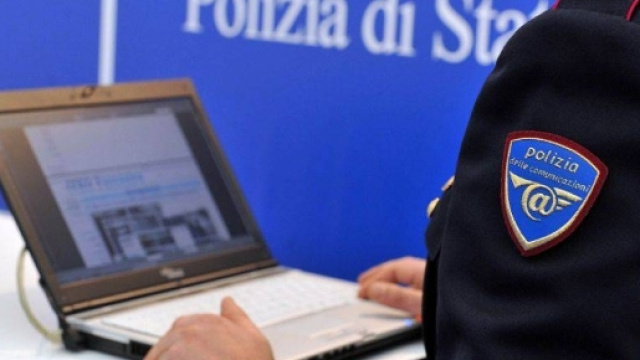 Un video hard privato ha avuto diffusione virale: la vittima &egrave; una donna di 30 anni.