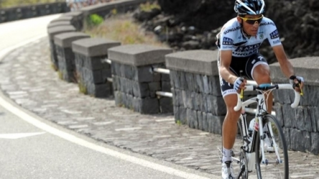 Contador all'attacco sull'Etna nel Giro 2011