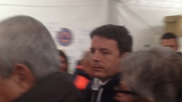 Il Presidente del Consiglio Matteo Renzi in visita al COC di Amatrice