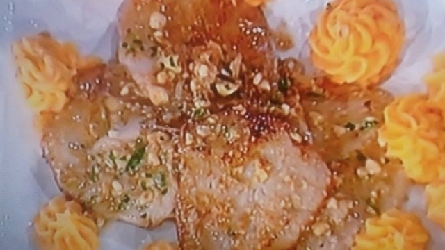 Scaloppine di vitello con nocciole