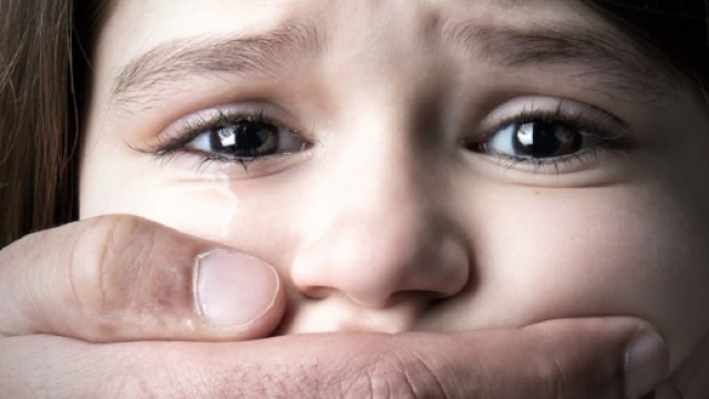 Approvata legge su castrazione chimica per reati di pedofilia in Indonesia