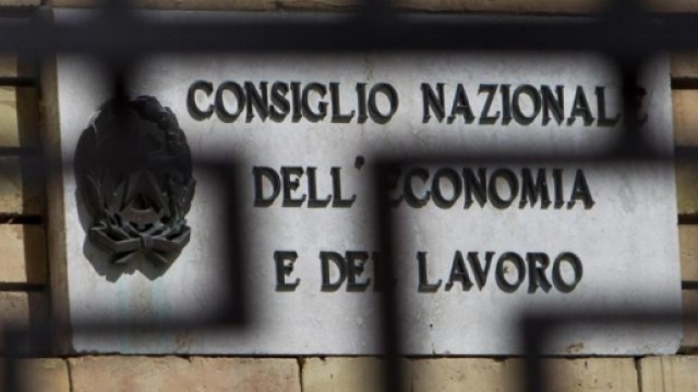 Cnel, il referendum ne chiede l'abolizione.