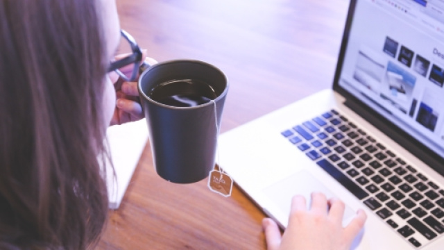 Facebook Workplace aiuter&agrave; i dipendenti in azienda