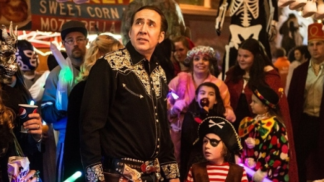 Una scena del film Pay the Ghost con protagonista il premio Oscar Nicolas Cage