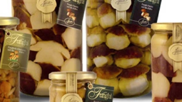 Funghi porcini sottolio - Come si fanno | Alimentipedia ... - alimentipedia.it