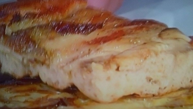 Pizza ai funghi porcini e toma