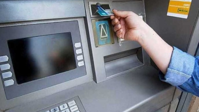 Crisi in Spagna, ora a Madrid le banche dovranno pagare la nuova tassa