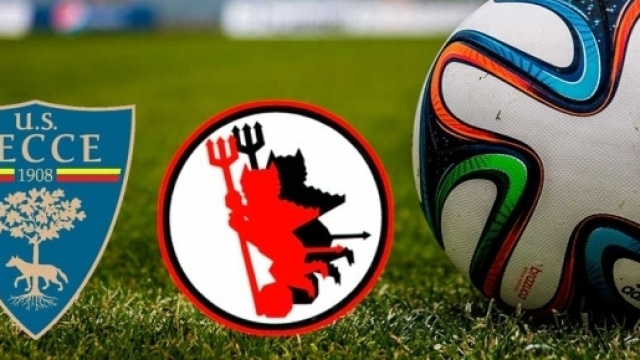 Lecce Foggia, duello a distanza