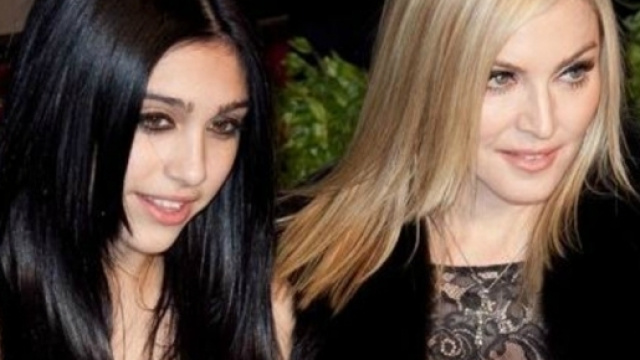 Madonna eletta 'Donna dell'anno 2016'.