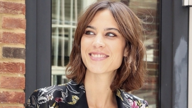 Alexa Chung, la modella che ha reso celebre il taglio swag