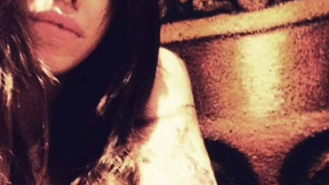 Asia Nuccetelli, la figlia di Antonella Mosetti bacia il fidanzato ... - oggi.it