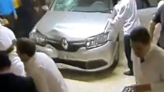 Brasile, incidente auto in un parcheggio