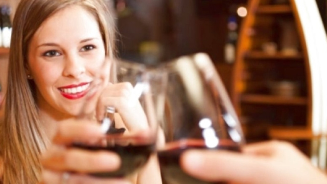 I giovani, donne soprattutto, tra i nuovi consumatori di vino