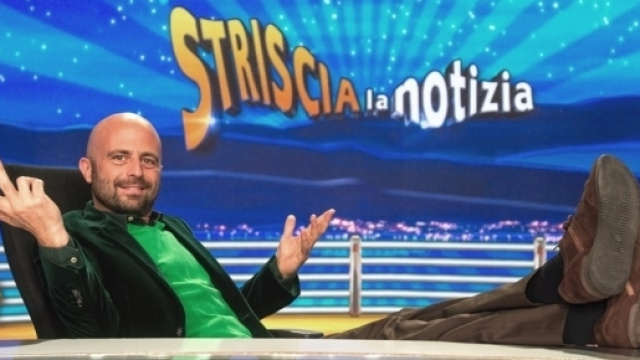 Luca Abete, inviato di Striscia la notizia aggredito dalla Polizia